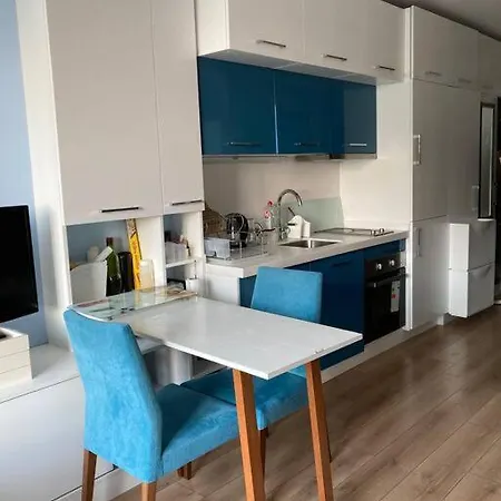 Koc Ueni Yakini Lueks Site Ici Stuedyo Daire * Istanbul